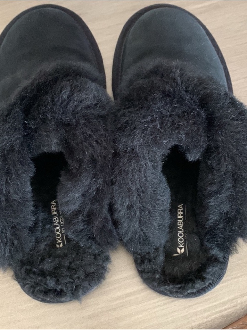 NWOT Koolaburra Black Shearling Clog Slippers - Picture 6 of 9